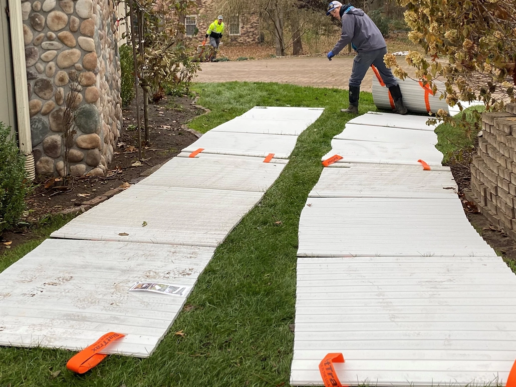 Temporary Walkway and Roadway Mats - VersaMats